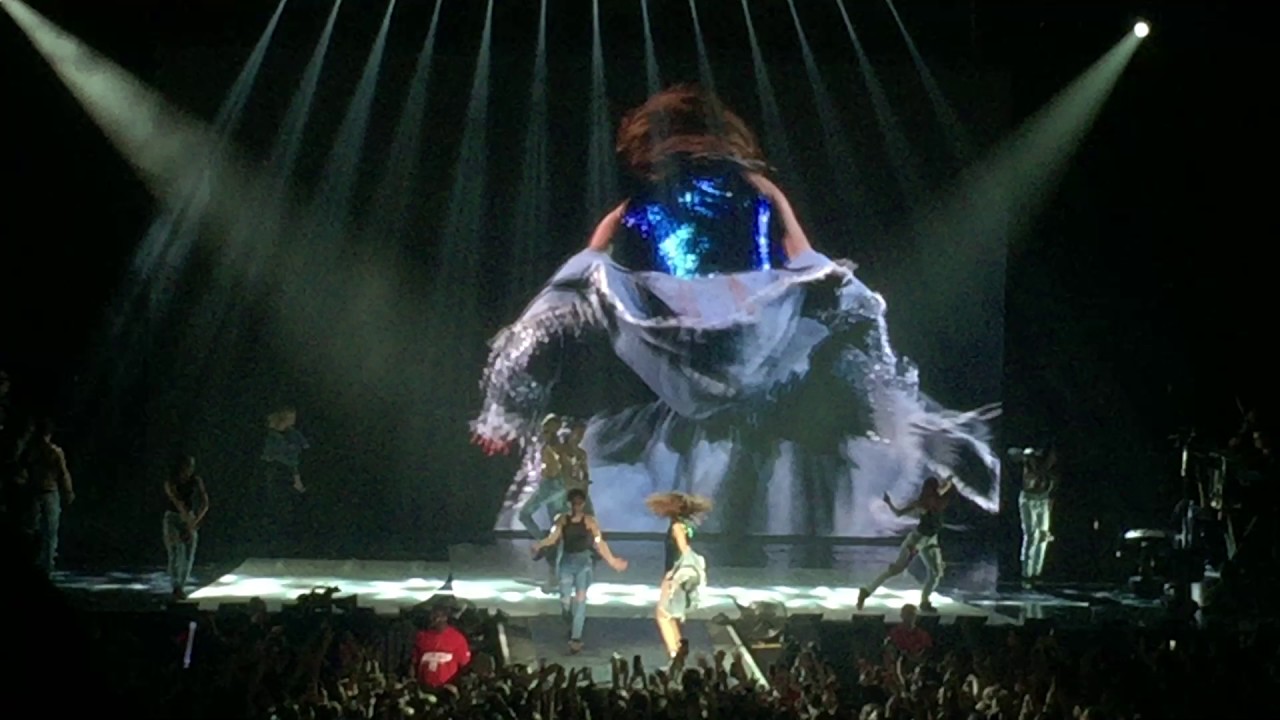 kill em with kindness etc revival tour ending selena gomez august 7 melbourne