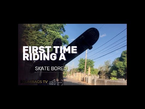 FIRST RIDING A SKATEBORED 🛹..DIDN'T WENT WELL ..