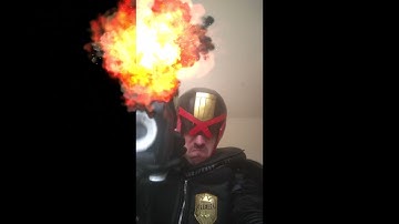 Judge Dredd Plays his own video game | Judge Dredd - Dredd vs. Death