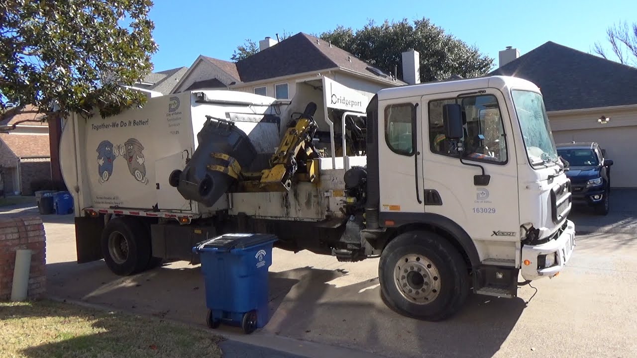 City of Dallas Autocar Xpert Bridgeport CSC Garbage Truck YouTube