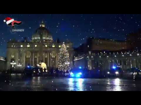 Buon Natale Carabinieri.Ql Su Internet Il Video Degli Auguri Di Buon Natale Dell Arma Dei Carabinieri Youtube