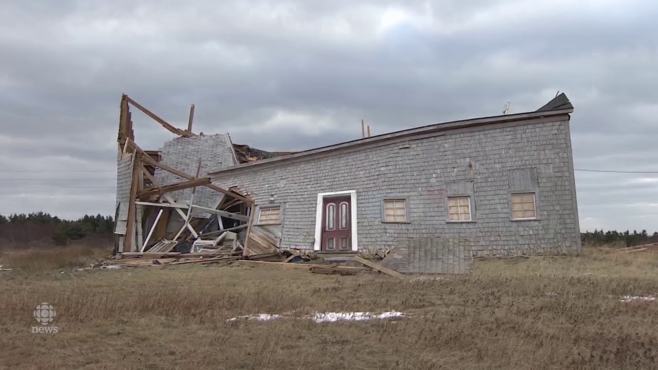 'Weather bomb' winter storm hits Nova Scotia