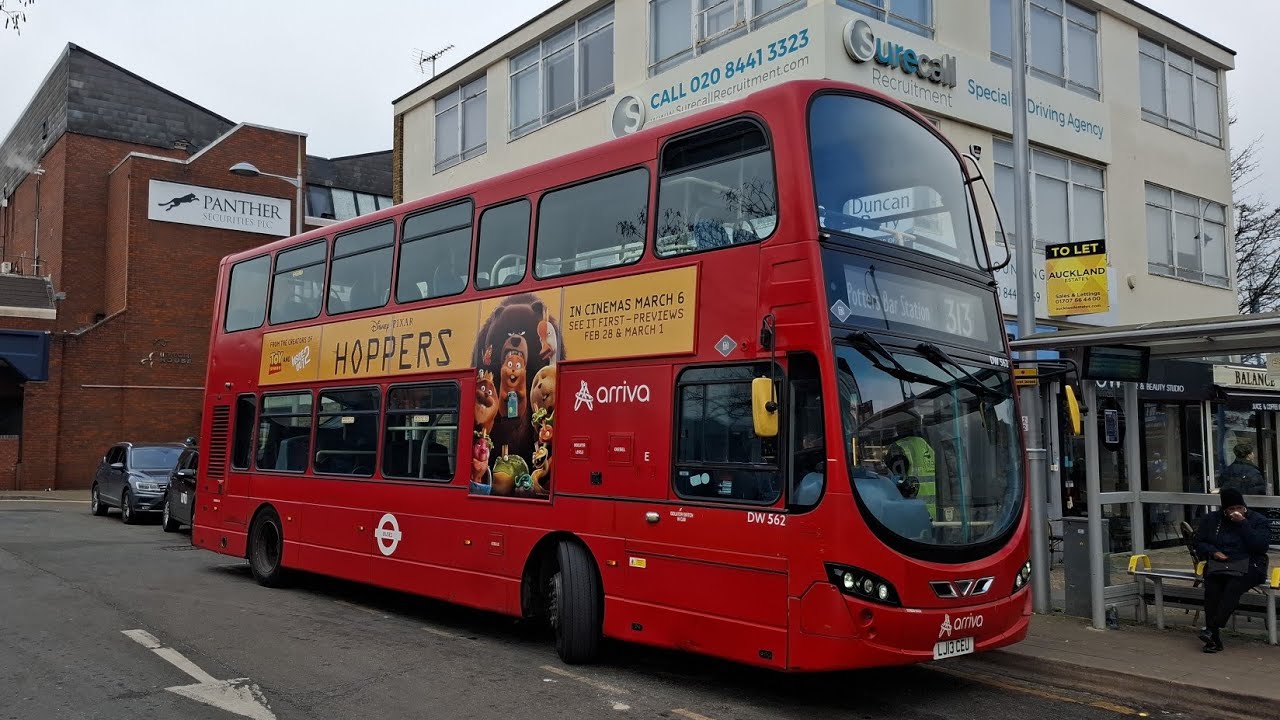 *Thrash* Arriva London VDL DB300/Wright Gemini 2 LJ13CEU DW562 | Service 313