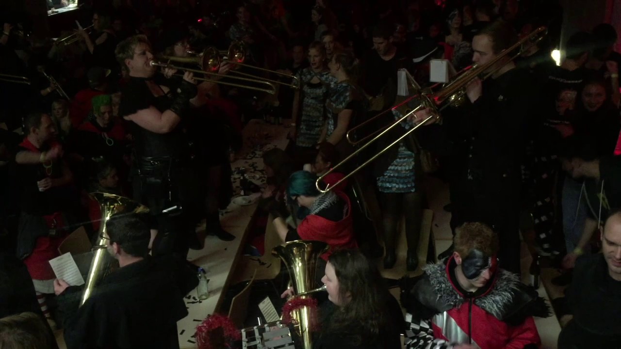 Guggenmusik Aldingen zu Gast bei den Binsenhexen Balingen (14.01.2017)