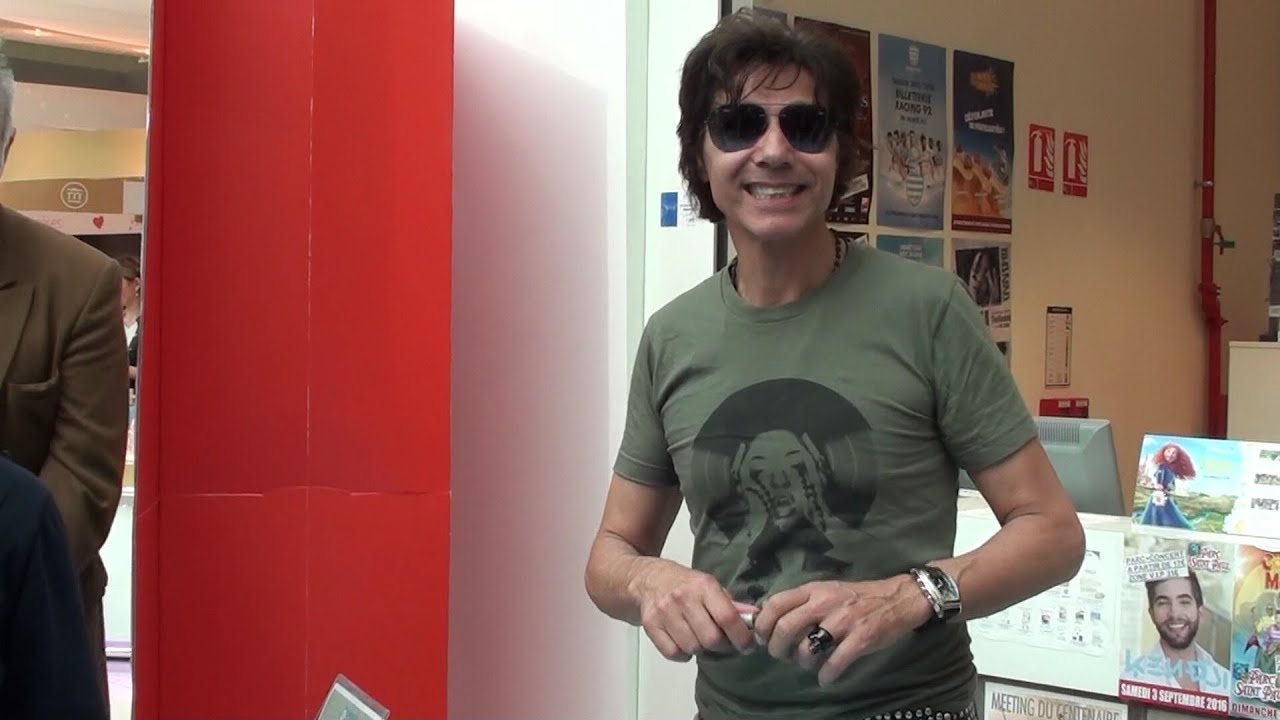 Jean-Luc Lahaye - Dédicaces à Pont-Ste-Maxence (Site Officiel JLL)