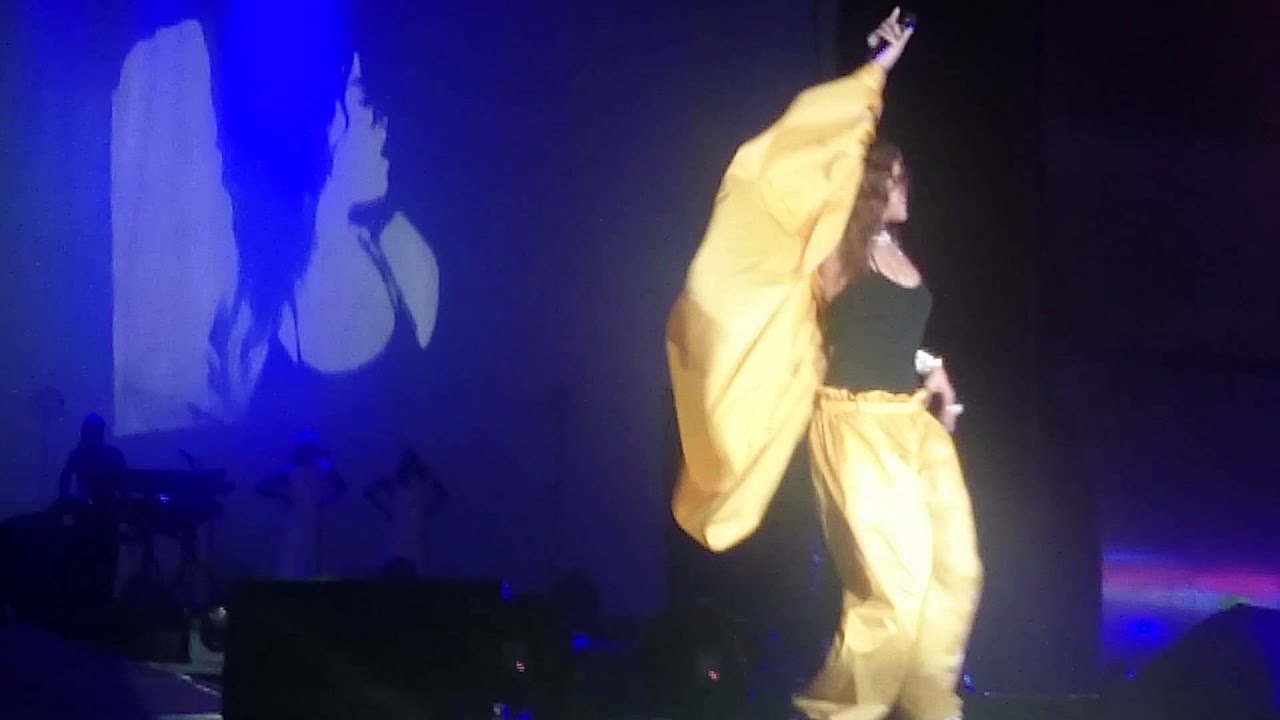 Rihanna Live At Rock in Rio 2015 - YouTube