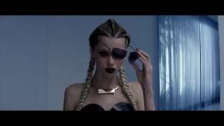 The Neon Demon 2016 Official Trailer Hd