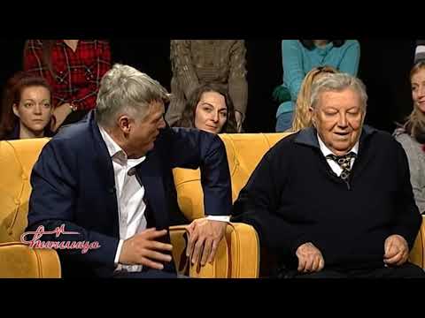 Mesić čuva uniformu JNA, Jović bi ga izudarao