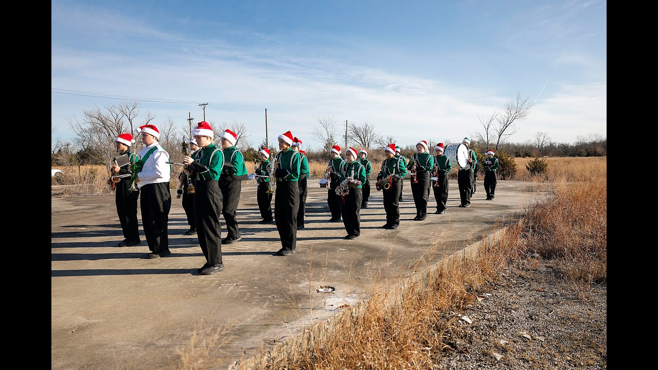 Picher holds 8th annual Christmas parade. YouTube