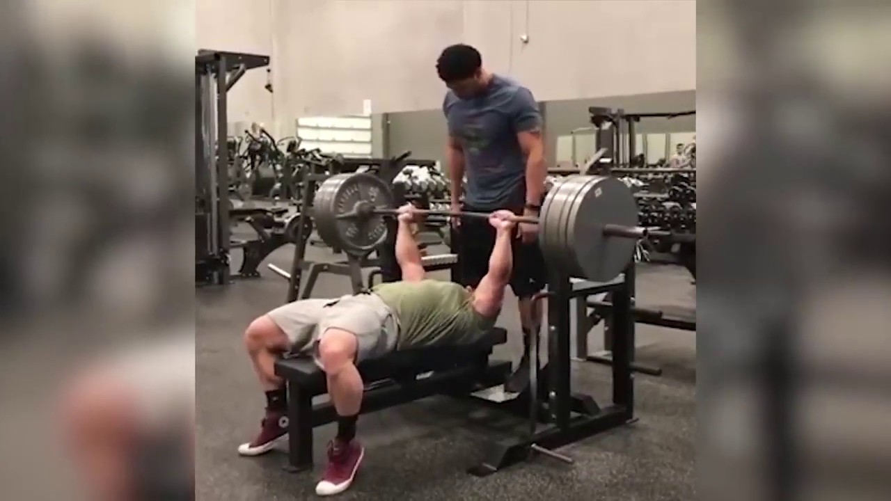 Bench Pressing Fail Compilation - YouTube