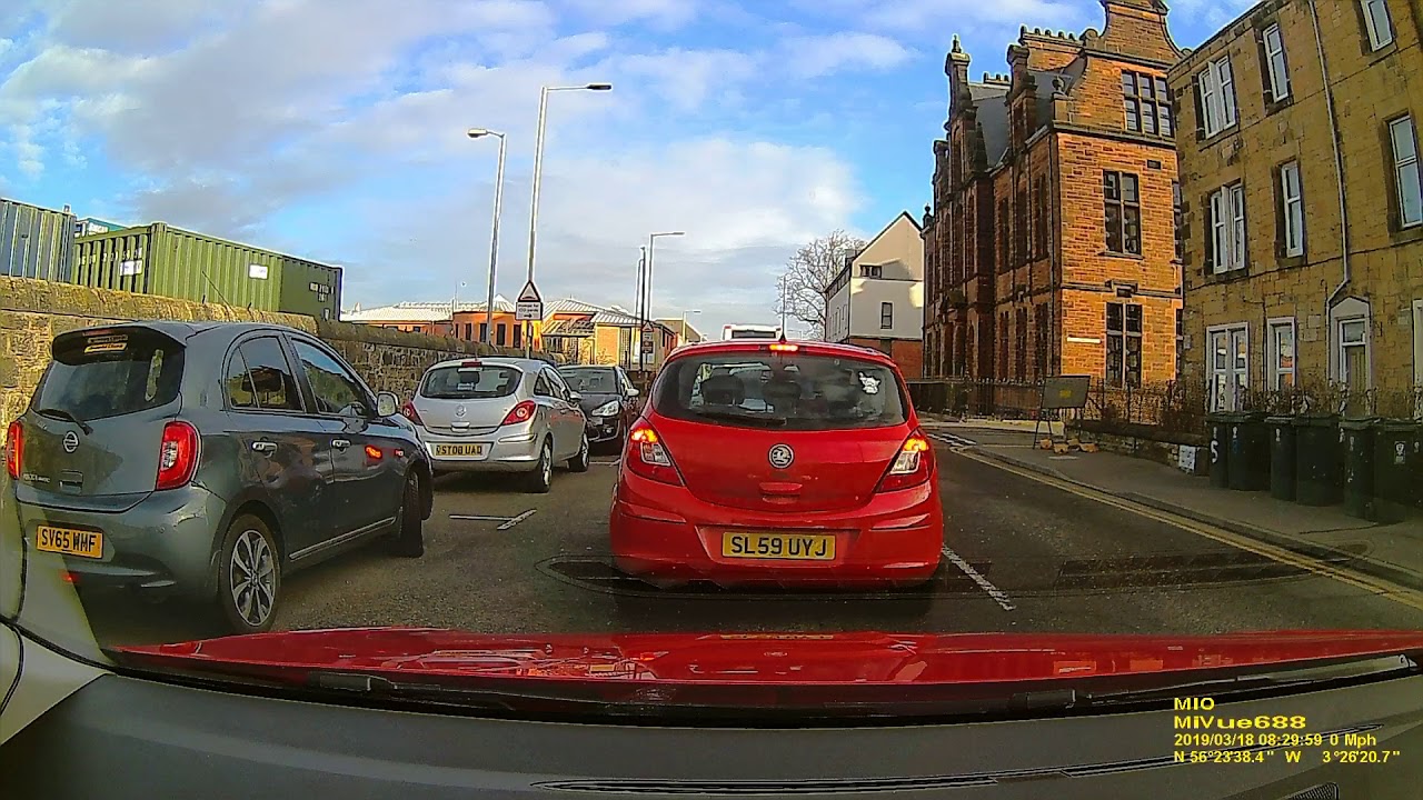 Perth Inner Ring Clockwise (Car veers over into path) YouTube