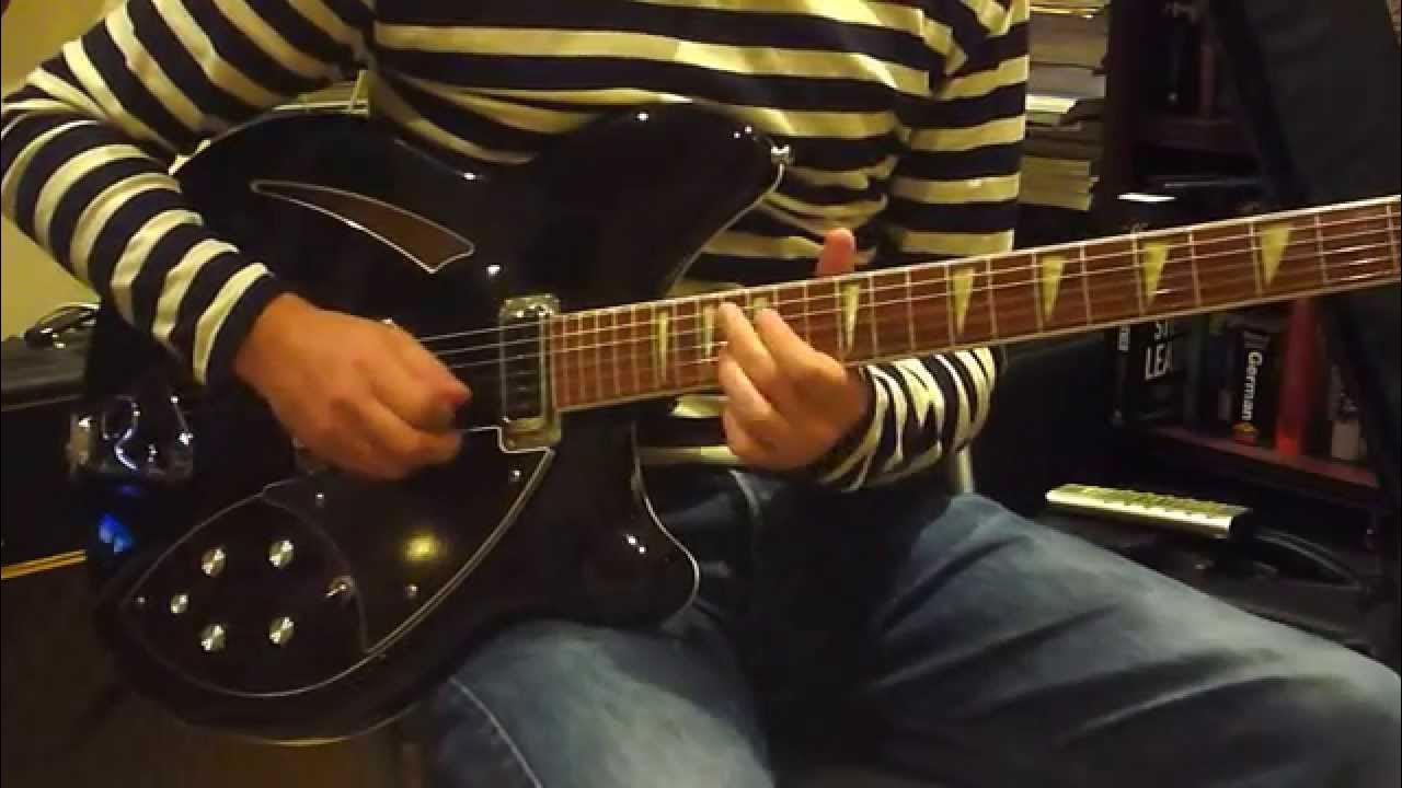 Ballad Of The Mighty I - Noel Gallagher (Guitar Solo Cover) Ballad Of The Mighty I - Noel Gallagher (Guitar Solo Cover)