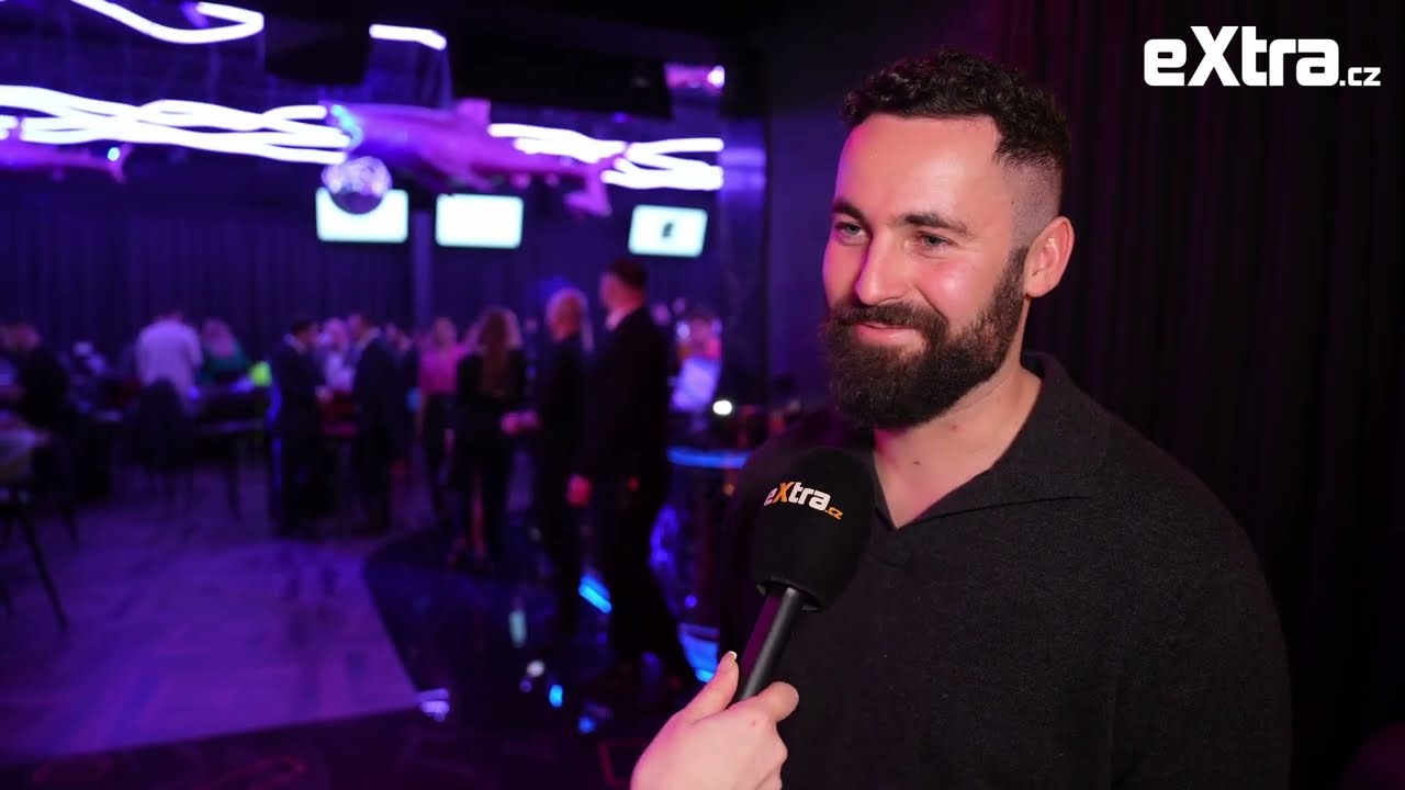 Dejdar poprvé promluvil o lásce k Biasiol. Stačil jeden pohled