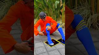 Thief And Policeman - Glue Trap