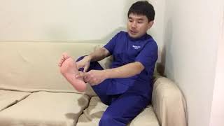 足裏の土踏まずをガッツリほぐす方法