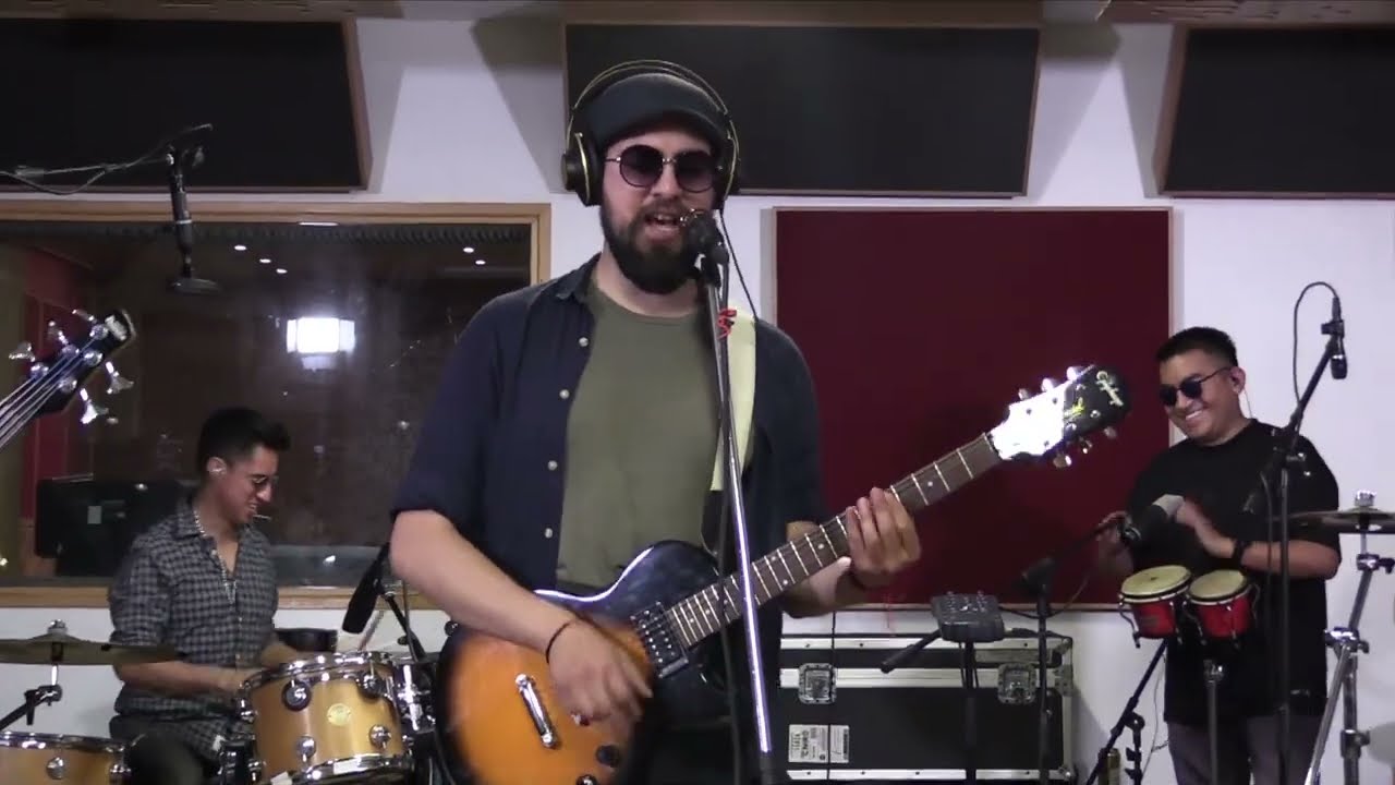 Mario Fleck Incorporation - Saca [Live Session in Uga Uga Studios]