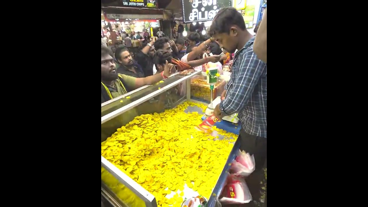 Kerala Nendran Banana Chips Making | Indian Street Food in Kerala ,India|Street Food in India