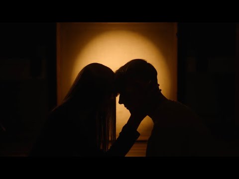 cr0bb - Love Or Lust (Official Video)