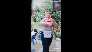 Tiktok 🎶 Jilboobs Semok & Ketat !!