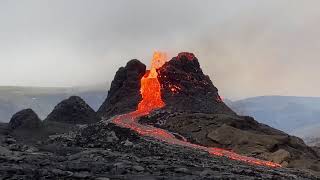 Volcano in Iceland has started to erupt 🌋🌋🌋 screenshot 5