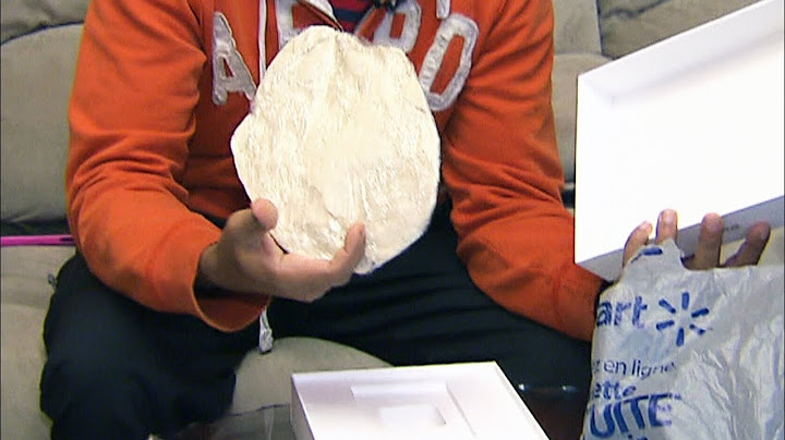 Man buys iPad from Walmart, opens box and finds only clay