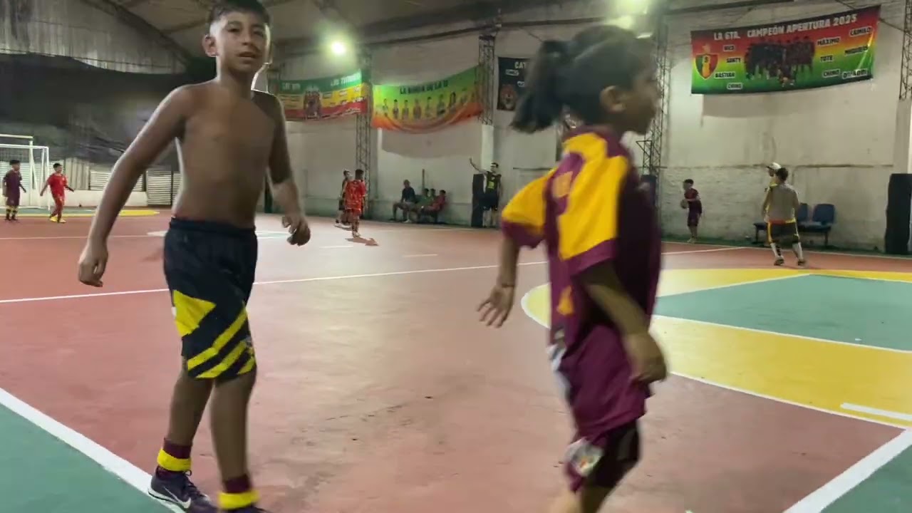 2do tiempo cat.2015 SF. Lomas (0) vs Churruca junior (5) baby