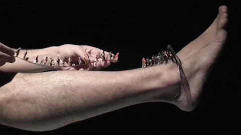 Watch: Puppets take over Lisbon for FIMFA festival - DayDayNews