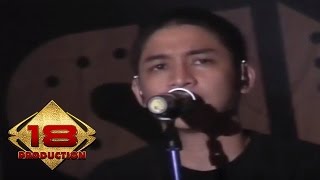 Ungu - Aku Bukan Pilihan Hatimu (Live Konser Madiun 27 Maret 2007)