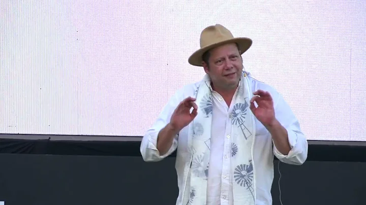 Beauty and survival in a changing climate | Johan Thom | TEDxJohannesburg