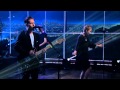 Capture de la vidéo The Naked And Famous 'Hearts Like Ours' Live On The Late Late Show