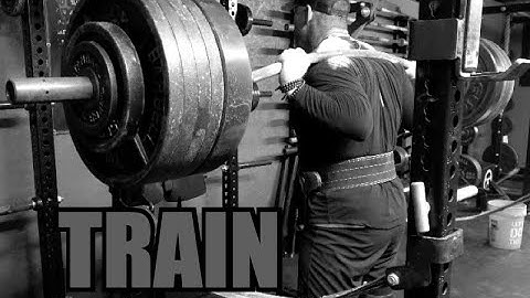 TRAIN: 565 Pause Squat & Why I think Pause Reps are VERY BENEFICIAL for your Training!