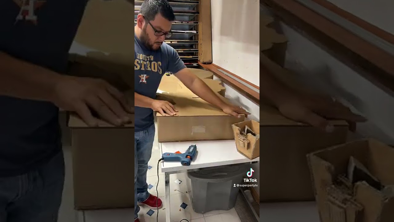 Como hicimos esta piñata de la granja de Zenón