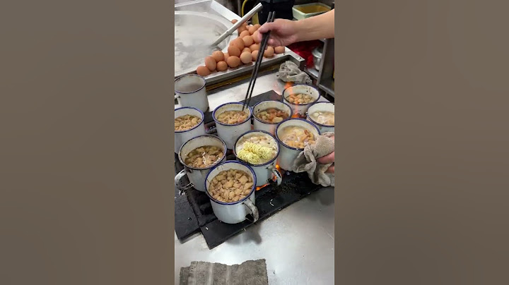 河南信阳特色茶缸面，11元一份，还可以加鸡蛋，看着不错挺好吃