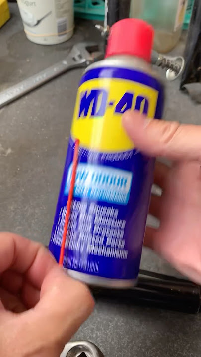 the correct way to use the wd40 cap #wd40 #mechanic #bike