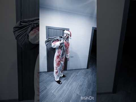 Что хочет подарить хейтеру клоун маньяк? #моменты #фильм #сериал #бабайка #монстр #момо #страшилки