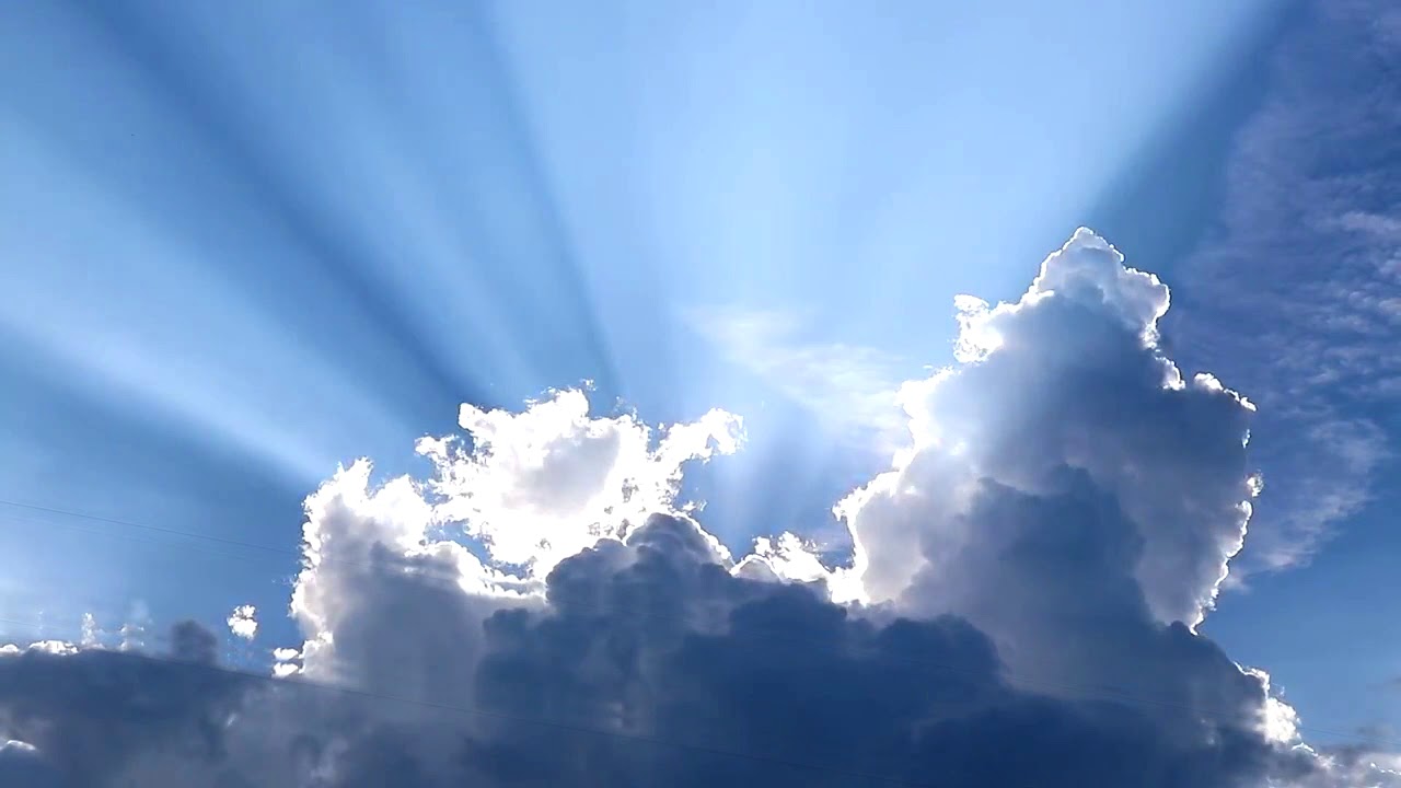 sol entre nubes - YouTube