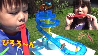 そうめんスライダー パーティー!!! プール に虫の大群!!! こうくんねみちゃん BIG SOMEN SLIDER Pool Surprise
