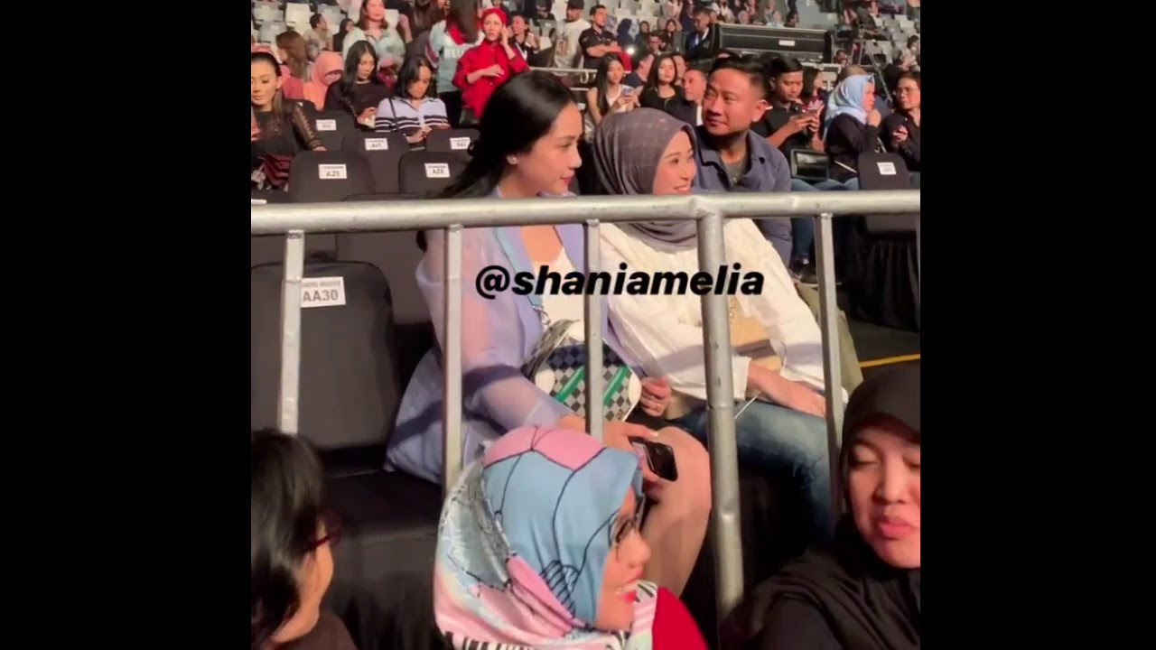 Nagita Slavina nonton Konser Afgan..Afgan Bilang 