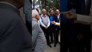 Governor of himachal Pradesh at himachal Pradesh university and got angry from staff member