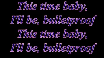 Bulletproof - La Roux (Lyrics)