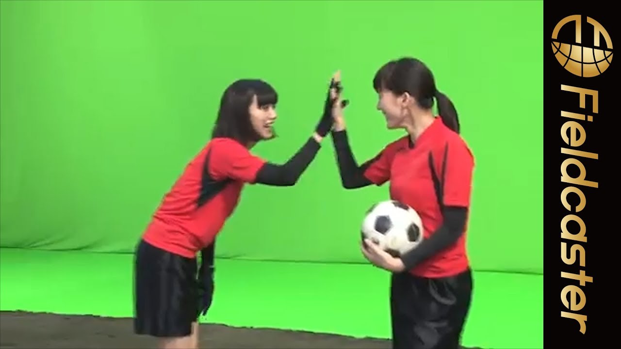 最強コンビ 綾瀬はるかと池田エライザがサッカー Youtube