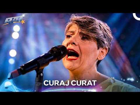 Ziua Lucrează În Corporație, Seara A Urcat Pe Scena De La Românii Au Talent | Românii au Talent