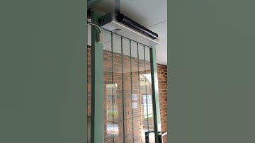 マンションエントランス開き戸 　非接触で自動開閉　兵庫県