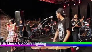 OM monata cinta dibalik terali besi