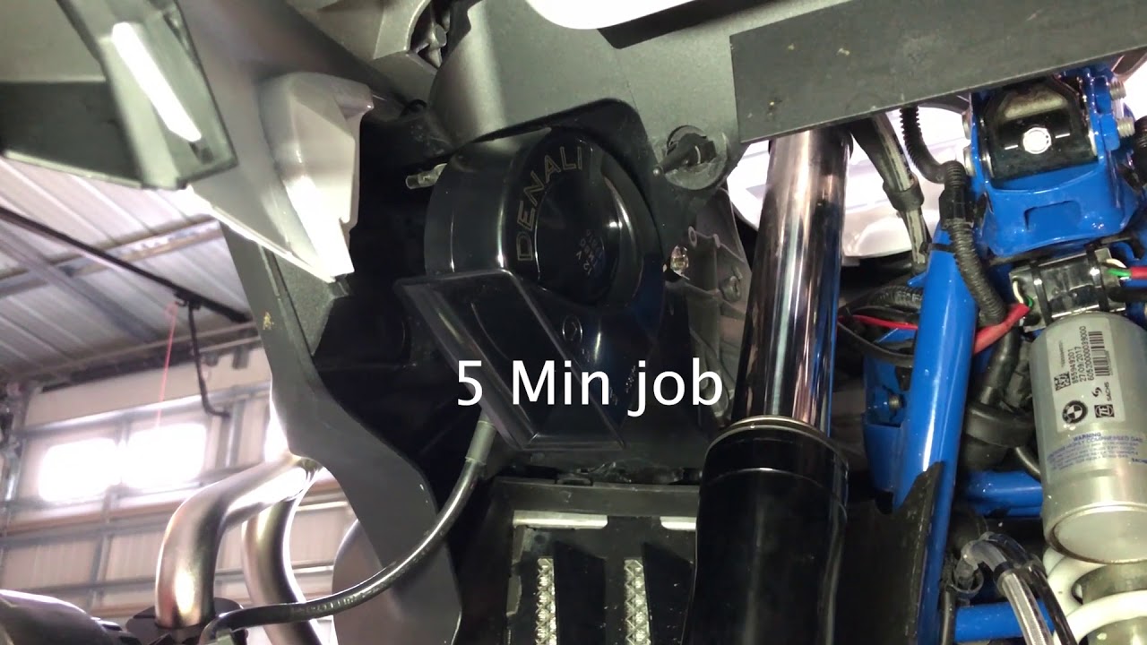 Denali SoundBomb Mini horn vs BMW R1200 GSA OEM Horn Test YouTube