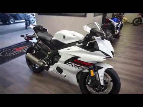 19 Yamaha Yzf R6 In White At Maxeys In Oklahoma City Youtube 19 Yamaha Yzf R6 In White At Maxeys In Oklahoma City Youtube