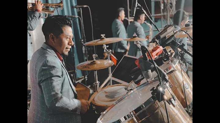 Felix Vasquez Cadena De Coros & La Banda Transfigu...