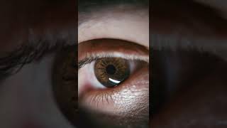 Trafik ışıkları neden mavi veya mor değil de kırmızı-sarı-yeşil?🚦#shortvideo #trafikişaretleri