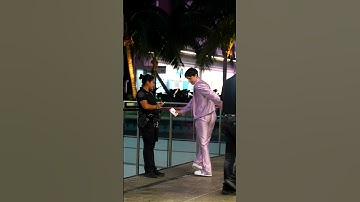 Smooth criminal vs female cop 🤣