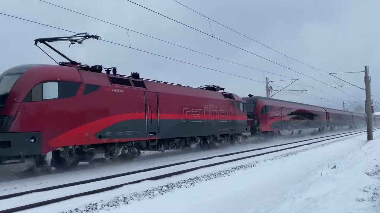 Double railjet at Traunstein